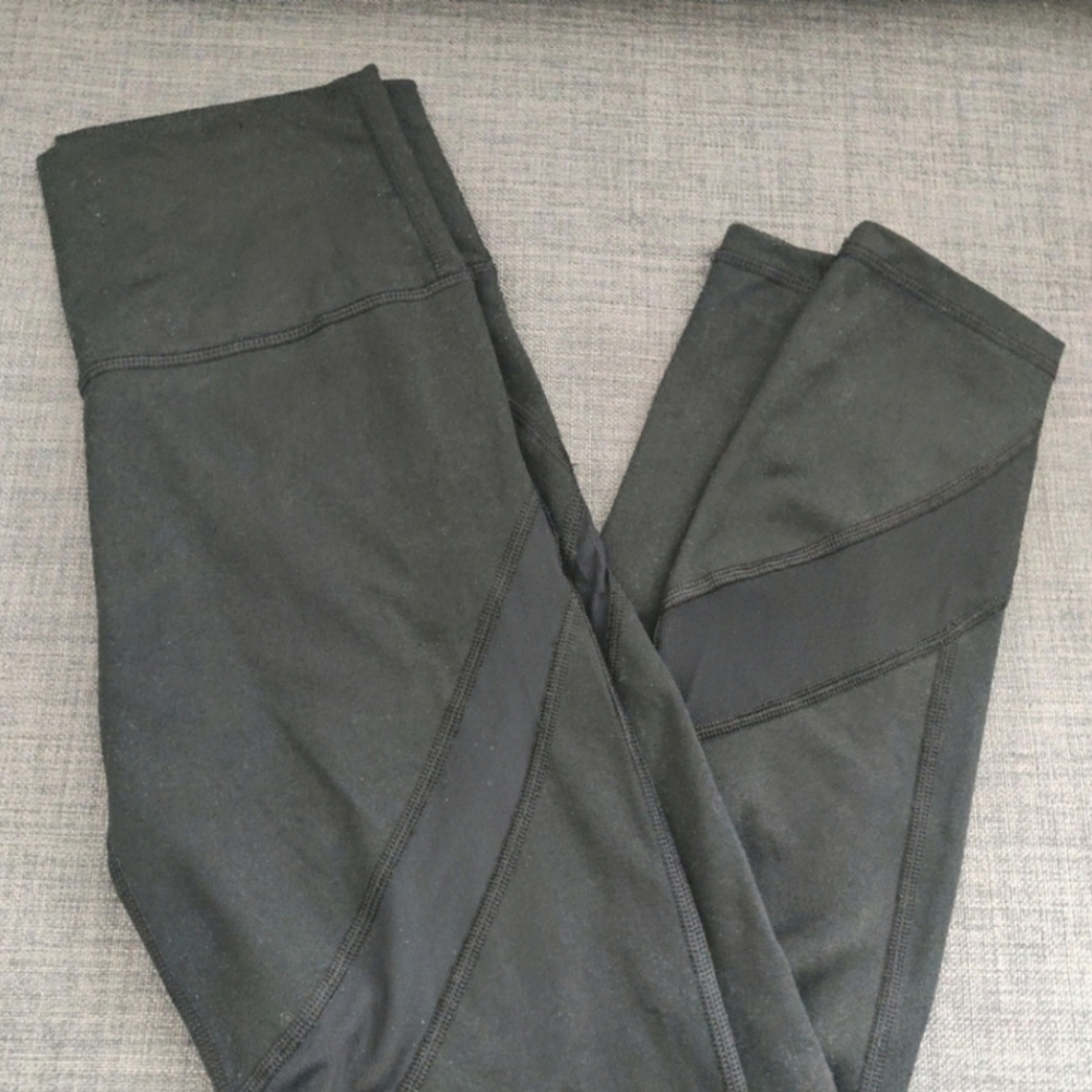 Aerie chill play move Leggings